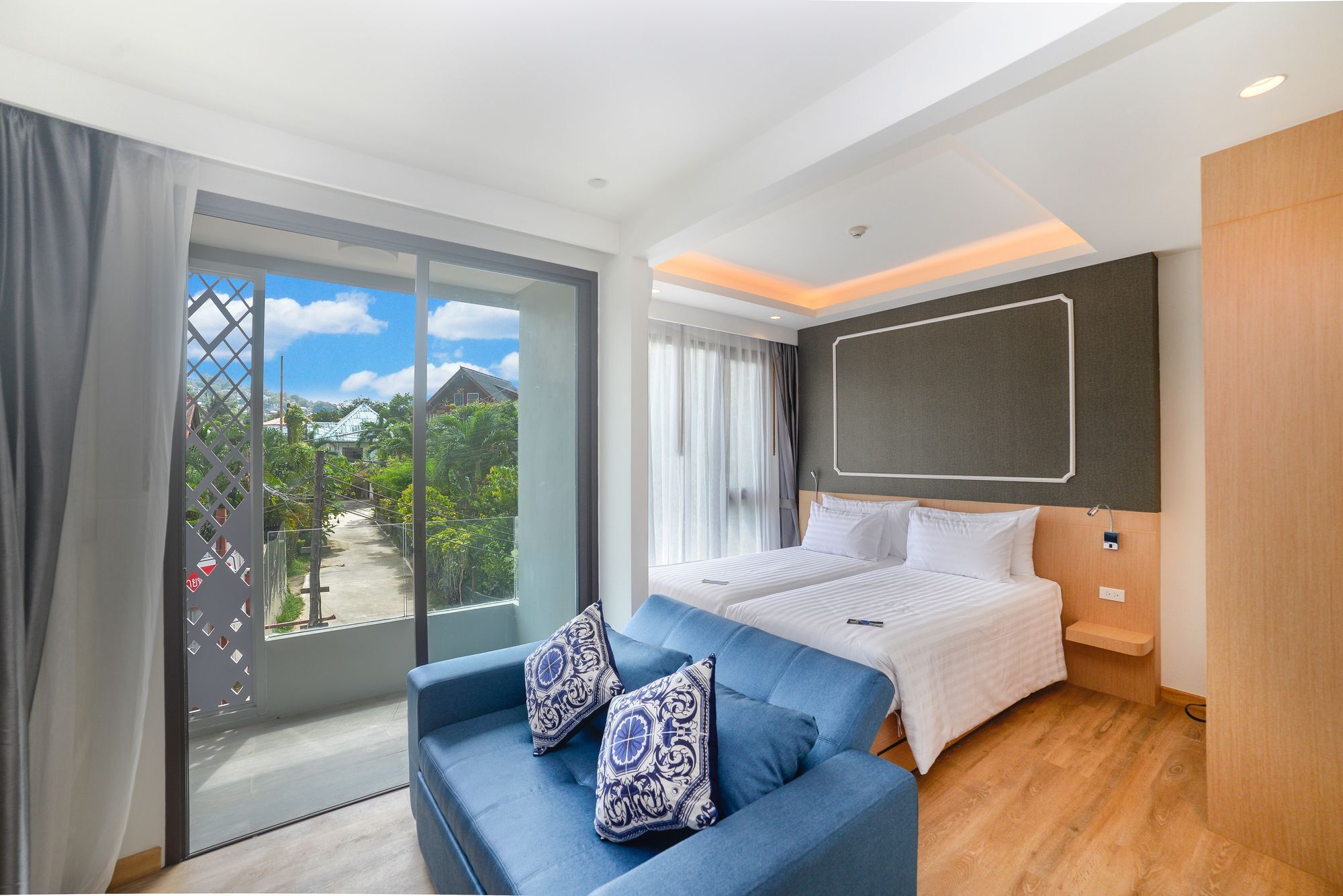 The Aristo Beach By Holy Cow 423 Phuket Exterior foto